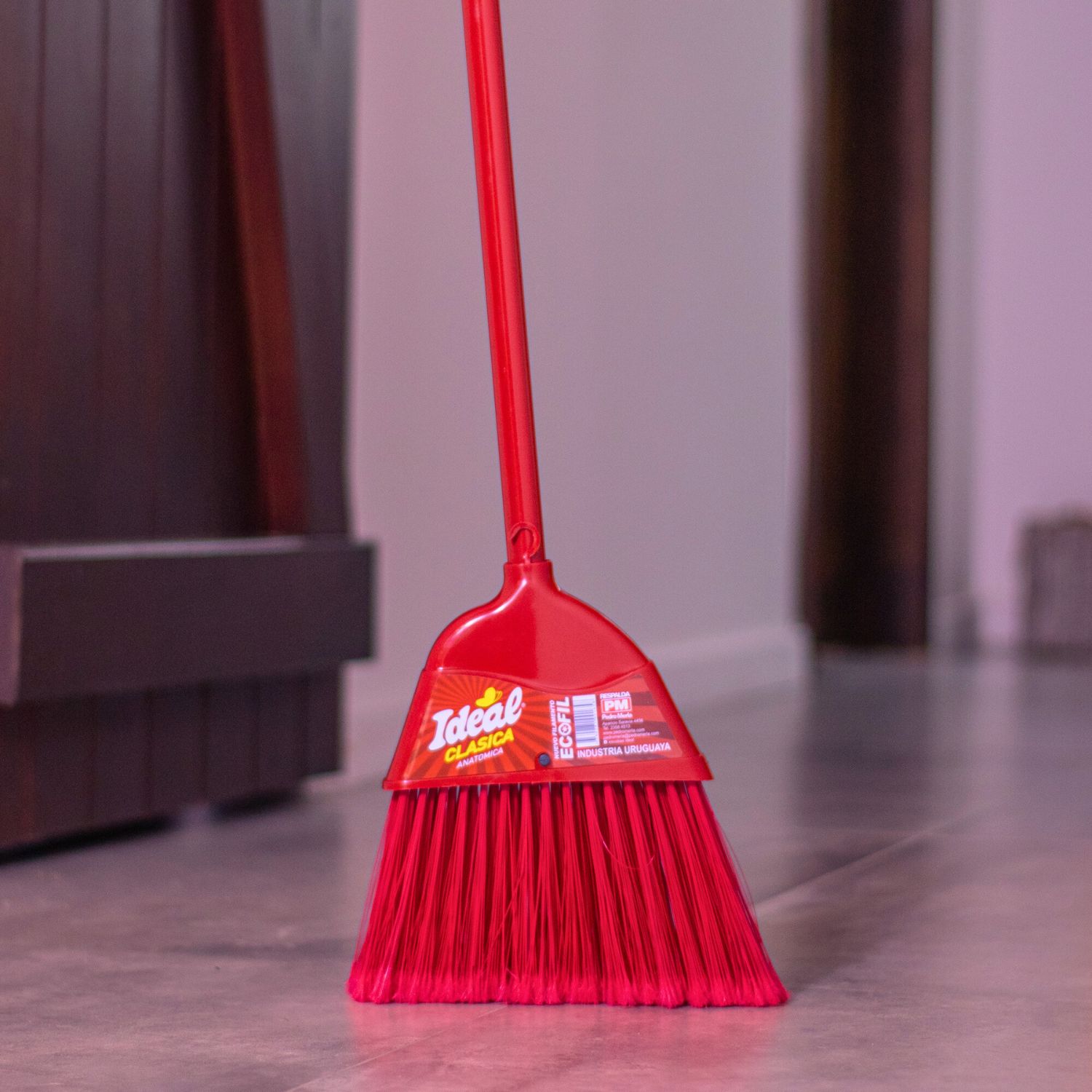 Escoba Ideal Clásica Roja - Imagen 3